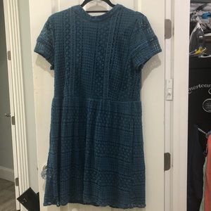 FRANCESCAS TEAL BLUE SHORT SLEEVE DRESS.